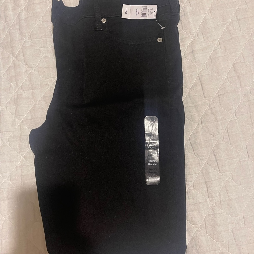 GAP Women’s  Slim Straight Black Jeans